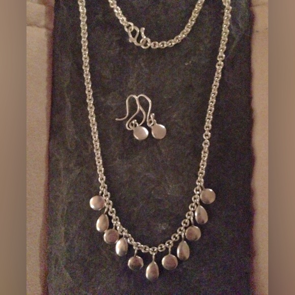 Sterling, artisan made necklace and earrings. Timeless and beautiful. - Picture 6 of 7